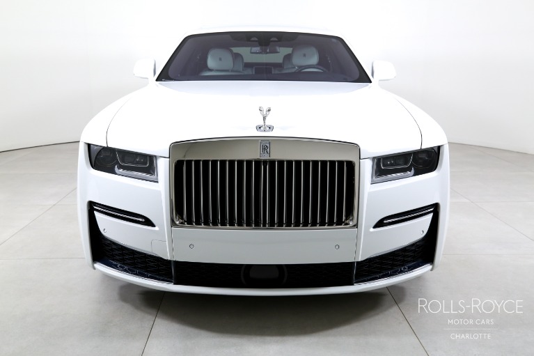 Used-2021-Rolls-Royce-Ghost