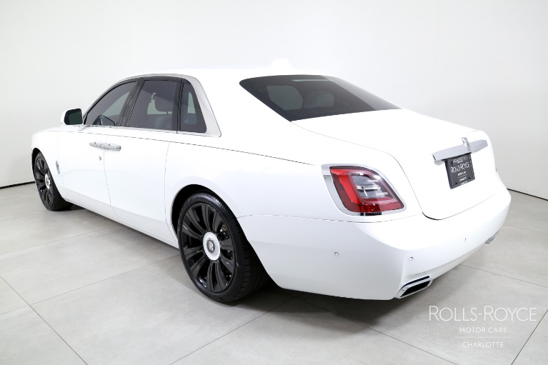 Used-2021-Rolls-Royce-Ghost