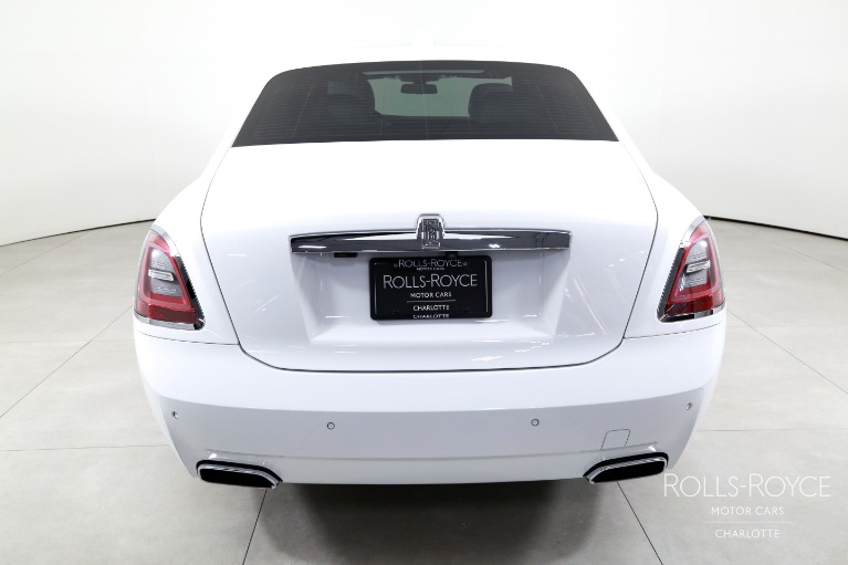 Used-2021-Rolls-Royce-Ghost