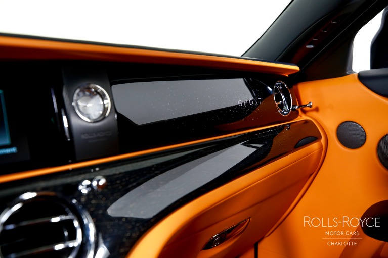 Used-2021-Rolls-Royce-Ghost