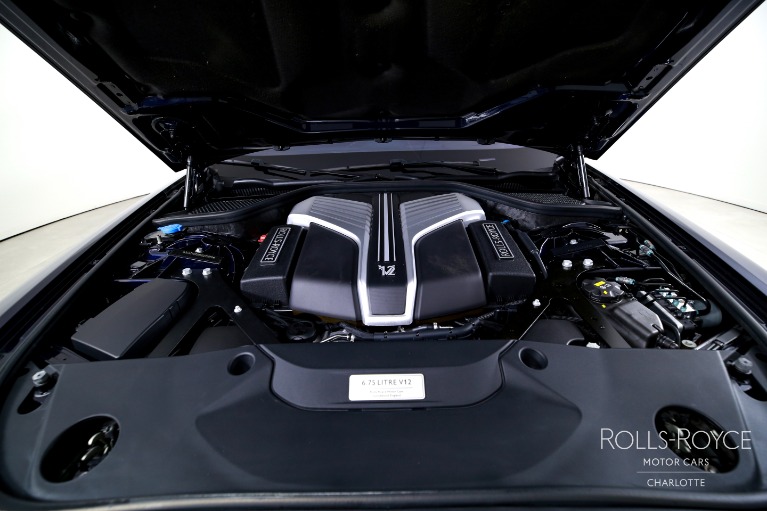 Used-2021-Rolls-Royce-Ghost