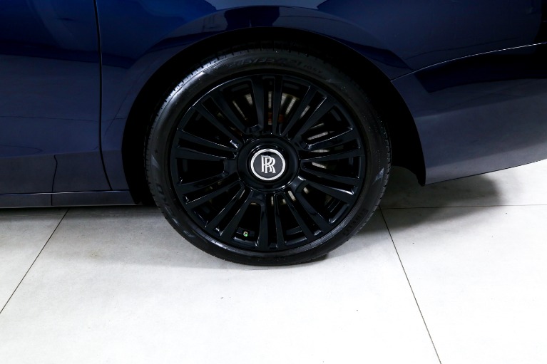 Used-2021-Rolls-Royce-Ghost