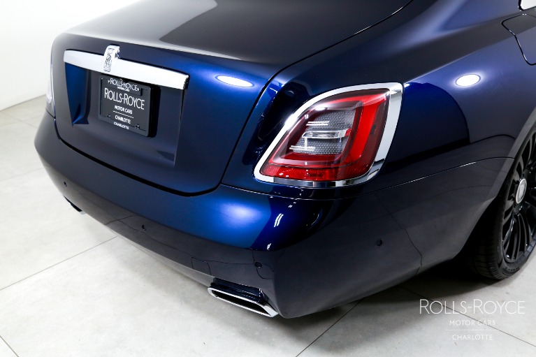 Used-2021-Rolls-Royce-Ghost
