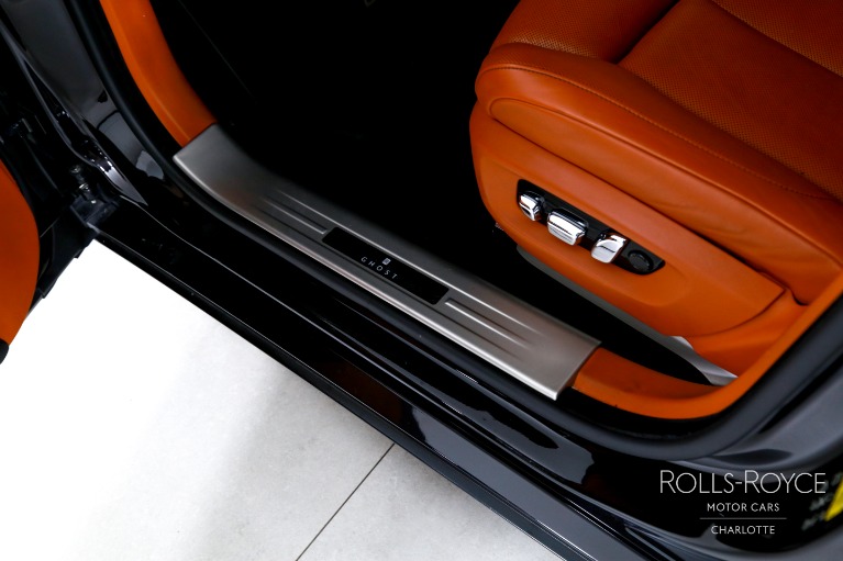 Used-2021-Rolls-Royce-Ghost