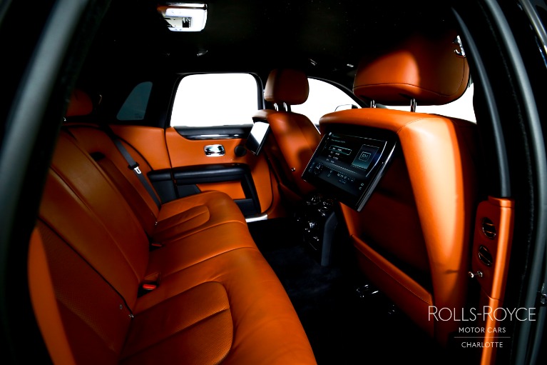 Used-2021-Rolls-Royce-Ghost