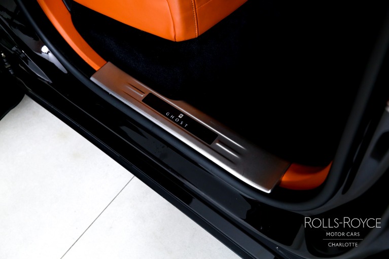 Used-2021-Rolls-Royce-Ghost