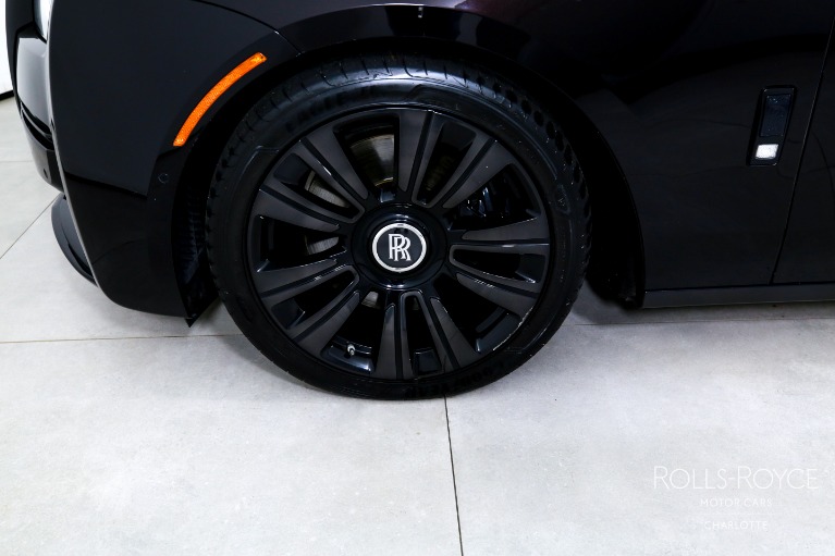 Used-2021-Rolls-Royce-Ghost
