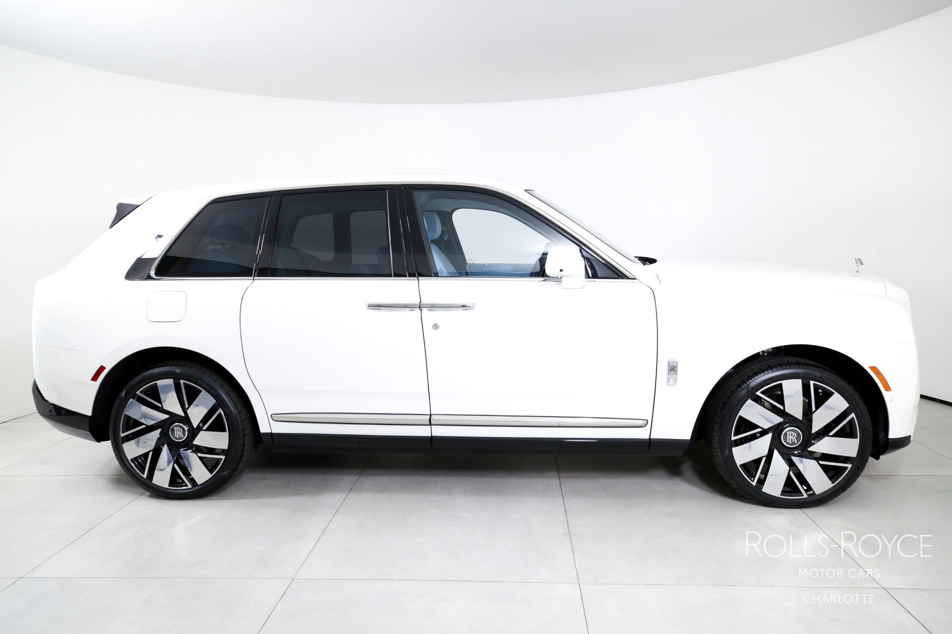 New 2027 Rolls-Royce Cullinan  | Charlotte, NC