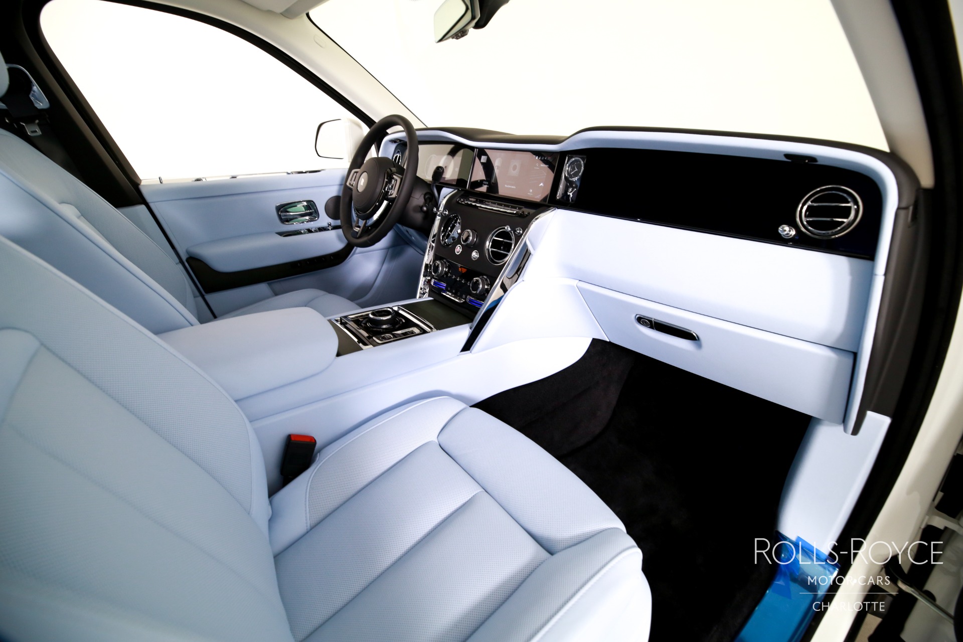 New 2027 Rolls-Royce Cullinan  | Charlotte, NC