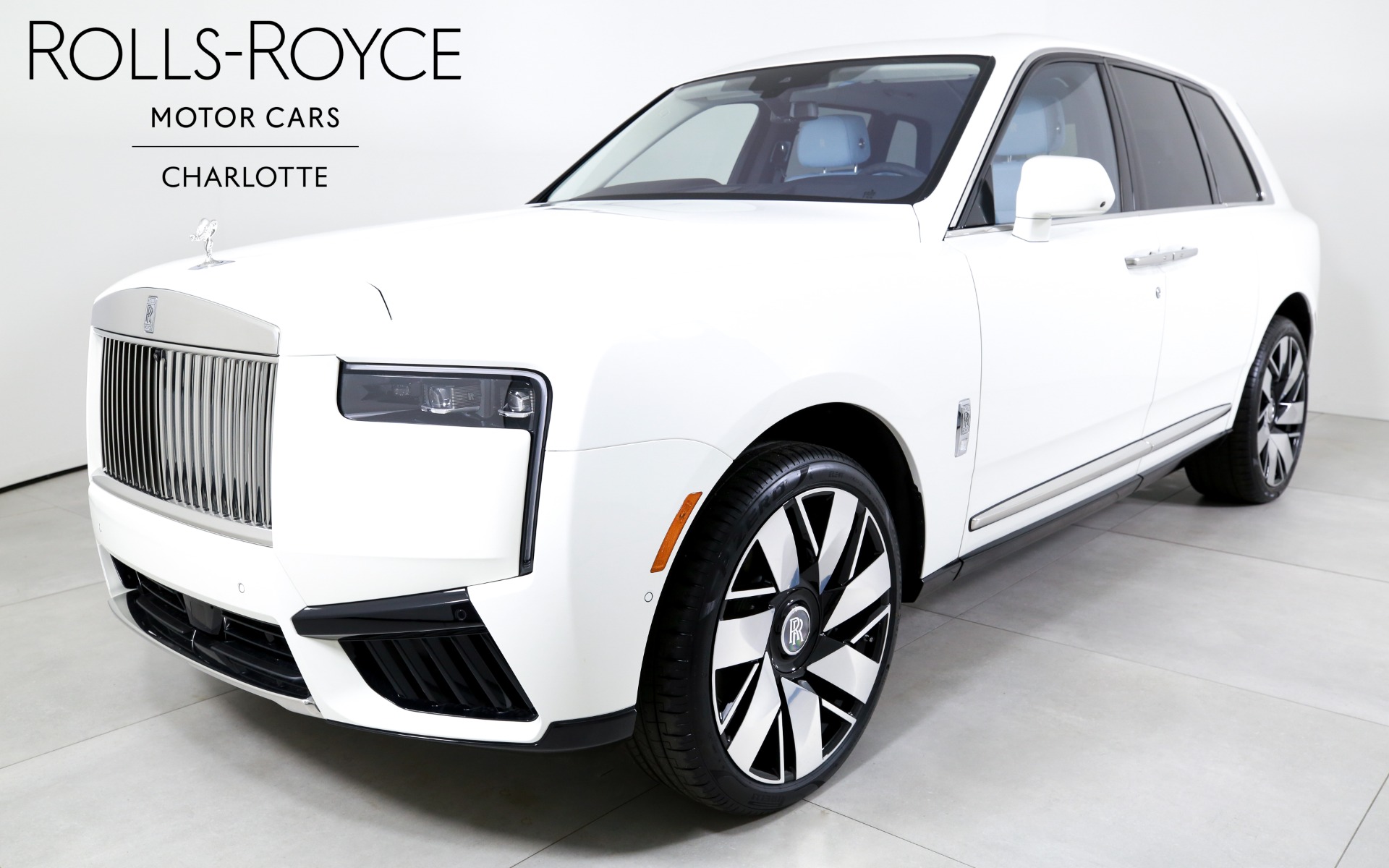 New 2027 Rolls-Royce Cullinan  | Charlotte, NC