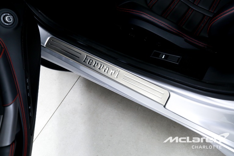 Used-2022-Ferrari-F8-Spider