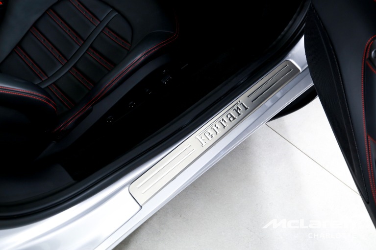 Used-2022-Ferrari-F8-Spider
