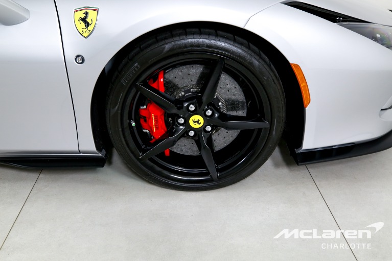 Used-2022-Ferrari-F8-Spider