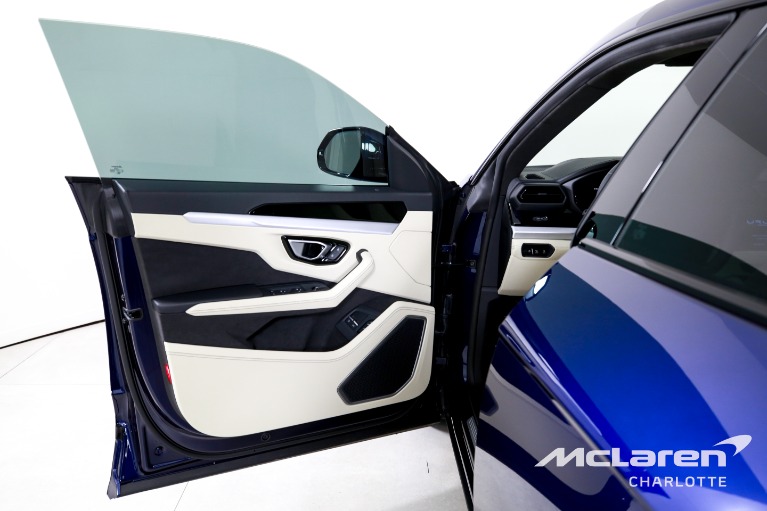 Used-2026-Lamborghini-Urus-SE