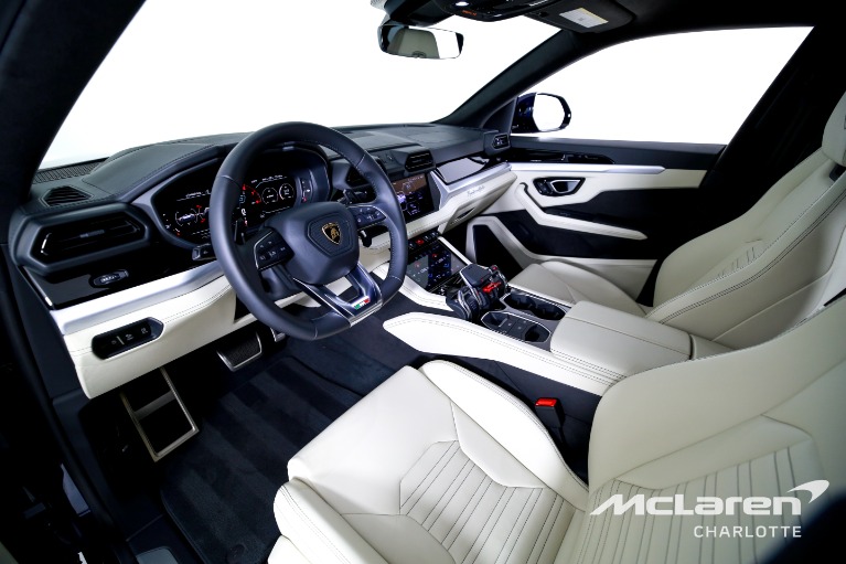 Used-2026-Lamborghini-Urus-SE