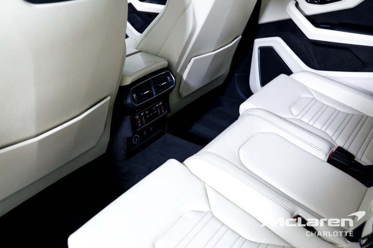 Used-2026-Lamborghini-Urus-SE