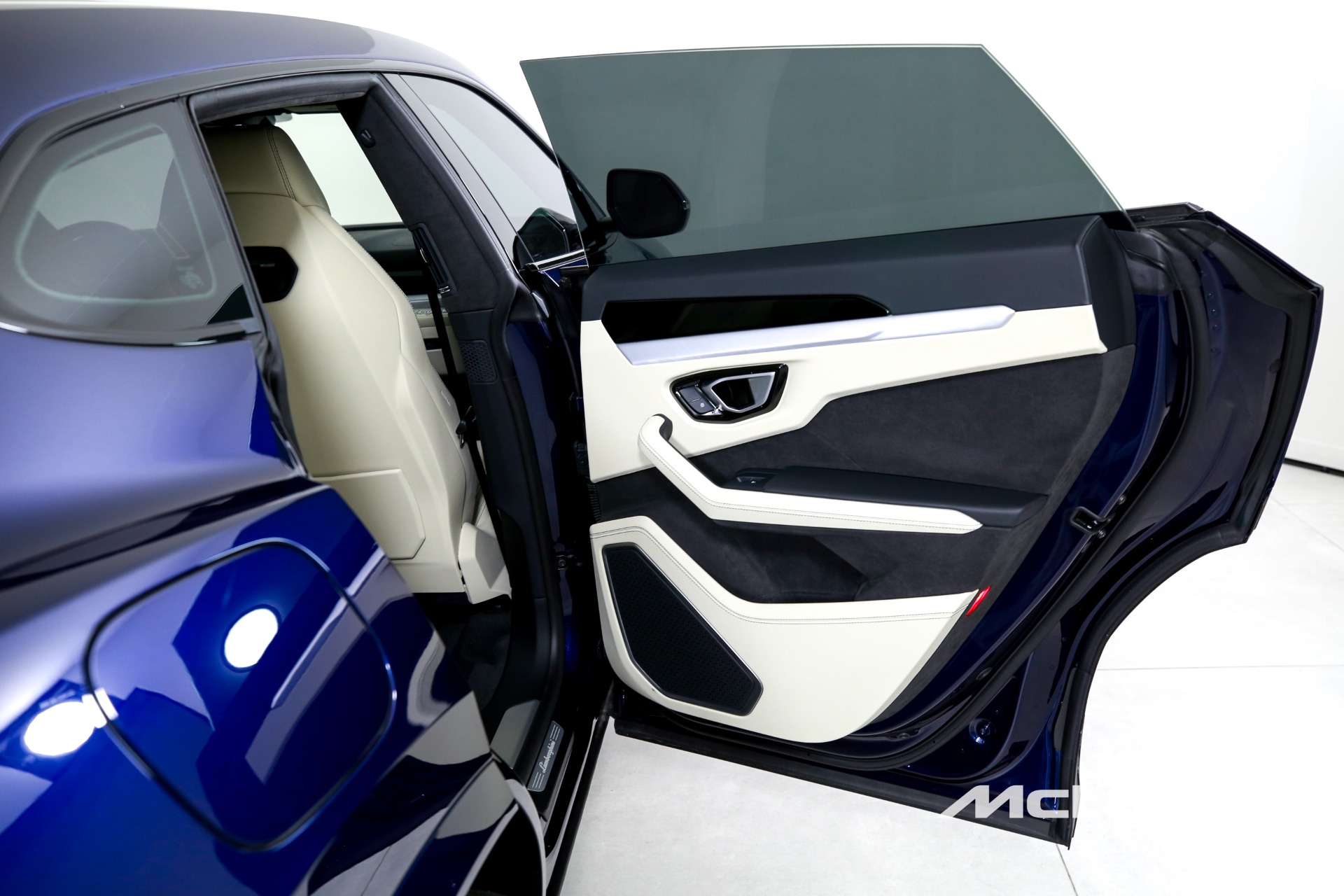 Used 2026 Lamborghini Urus SE | Charlotte, NC