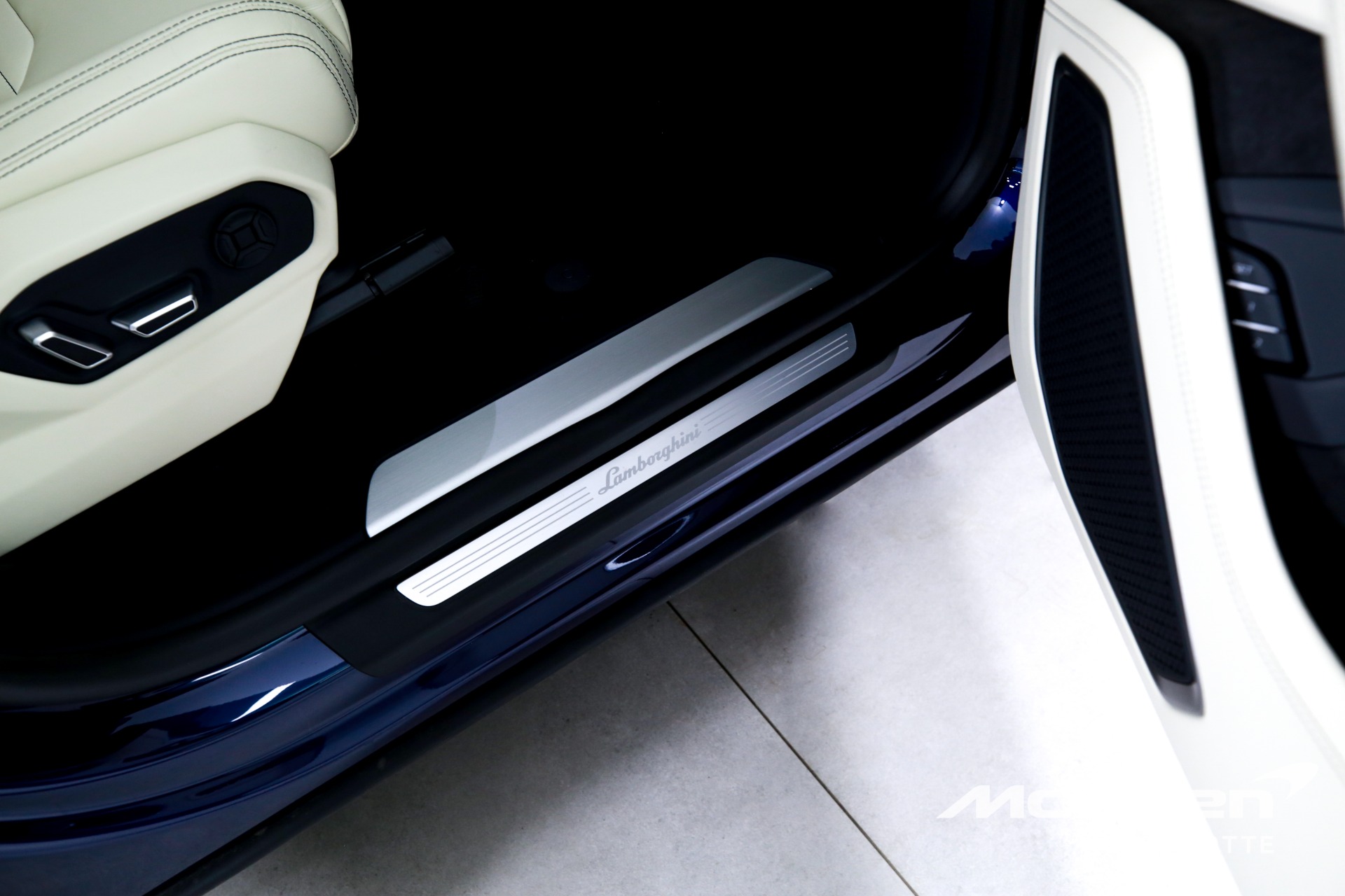 Used 2026 Lamborghini Urus SE | Charlotte, NC