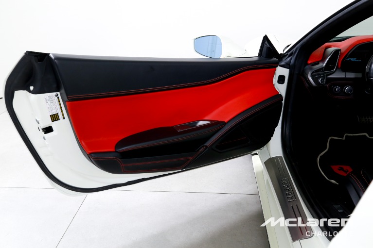 Used-2014-Ferrari-458-Spider