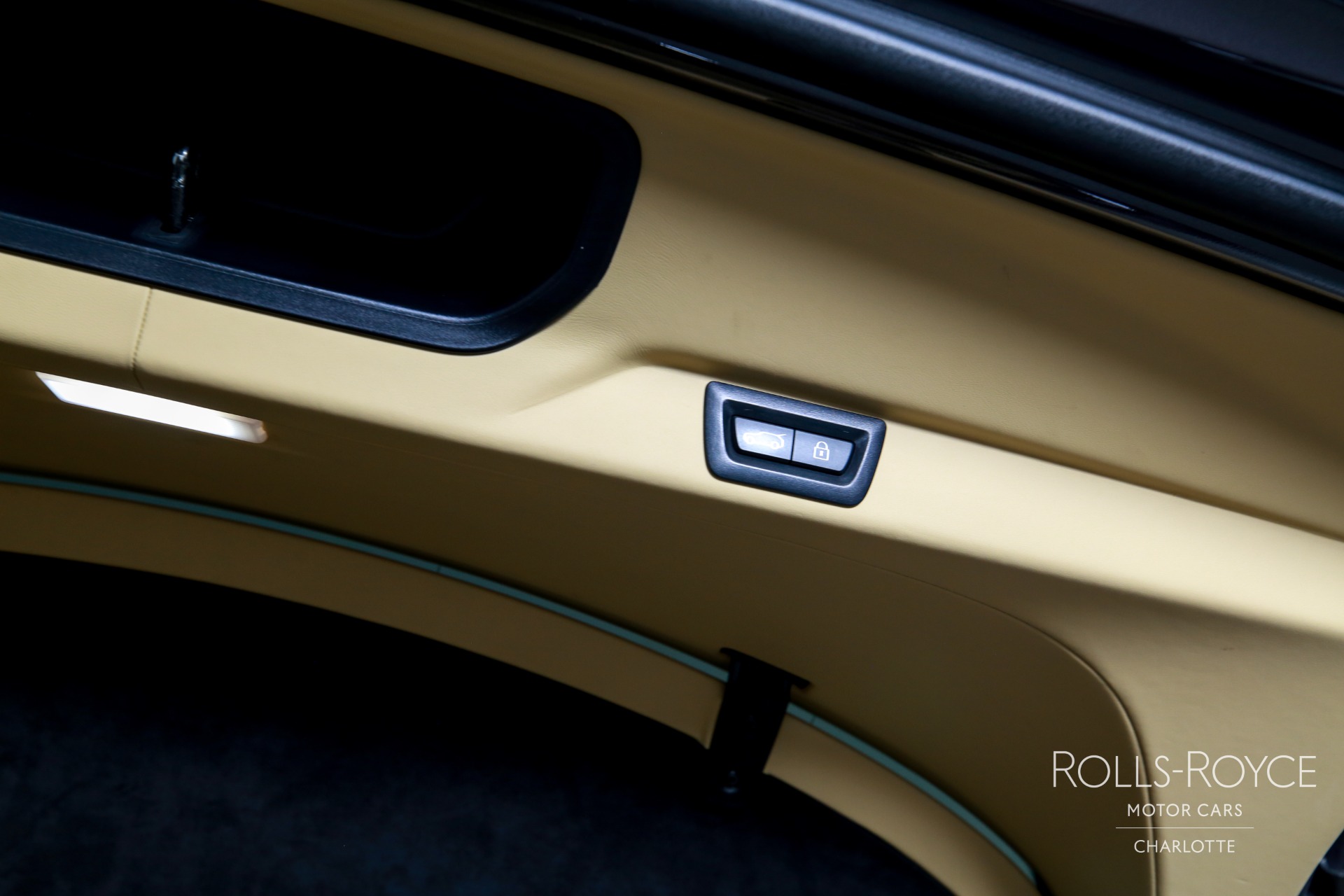 Used 2020 Rolls-Royce Cullinan  | Charlotte, NC