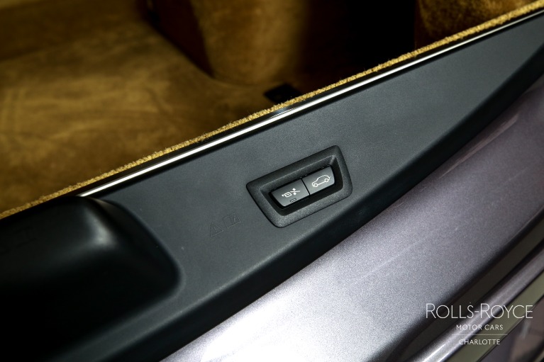 Used-2020-Rolls-Royce-Cullinan