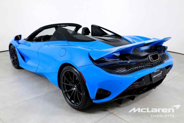 New-2027-McLaren-750S-Spider