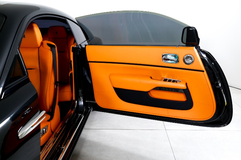 Used-2021-Rolls-Royce-Wraith-Black-Badge