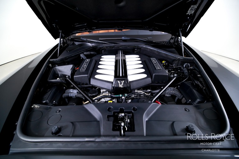 Used-2021-Rolls-Royce-Wraith-Black-Badge