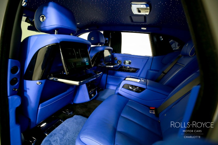 Used-2024-Rolls-Royce-Phantom