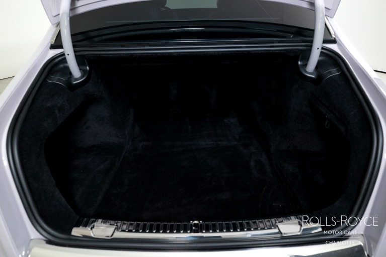 Used-2024-Rolls-Royce-Phantom