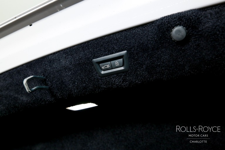 Used-2024-Rolls-Royce-Phantom