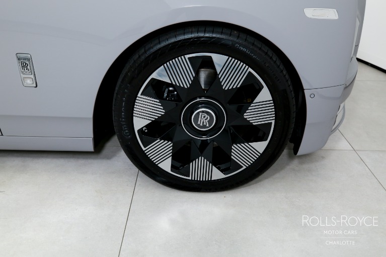 Used-2024-Rolls-Royce-Phantom
