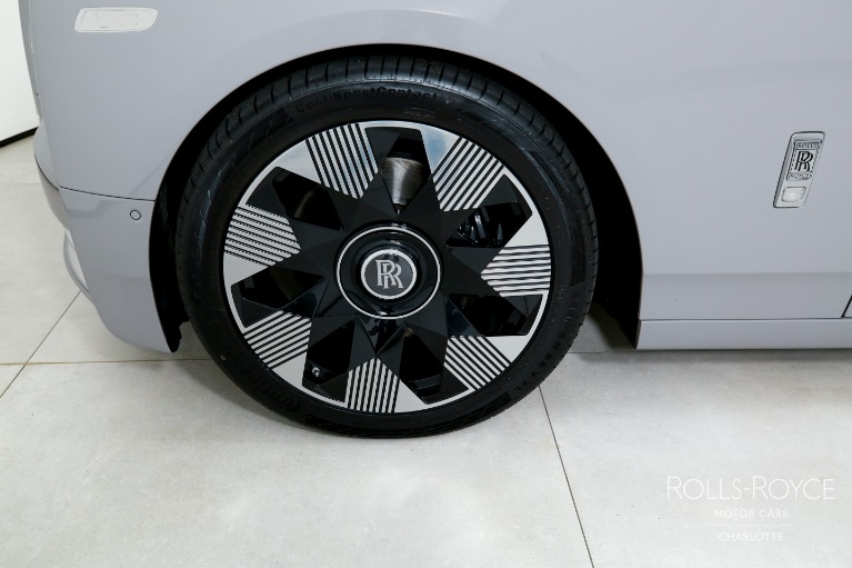 Used-2024-Rolls-Royce-Phantom