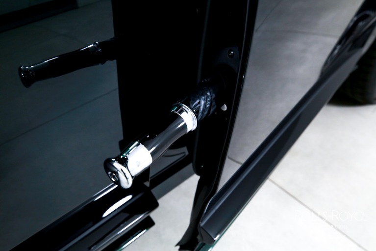 New-2027-Rolls-Royce-Black-Badge-Cullinan