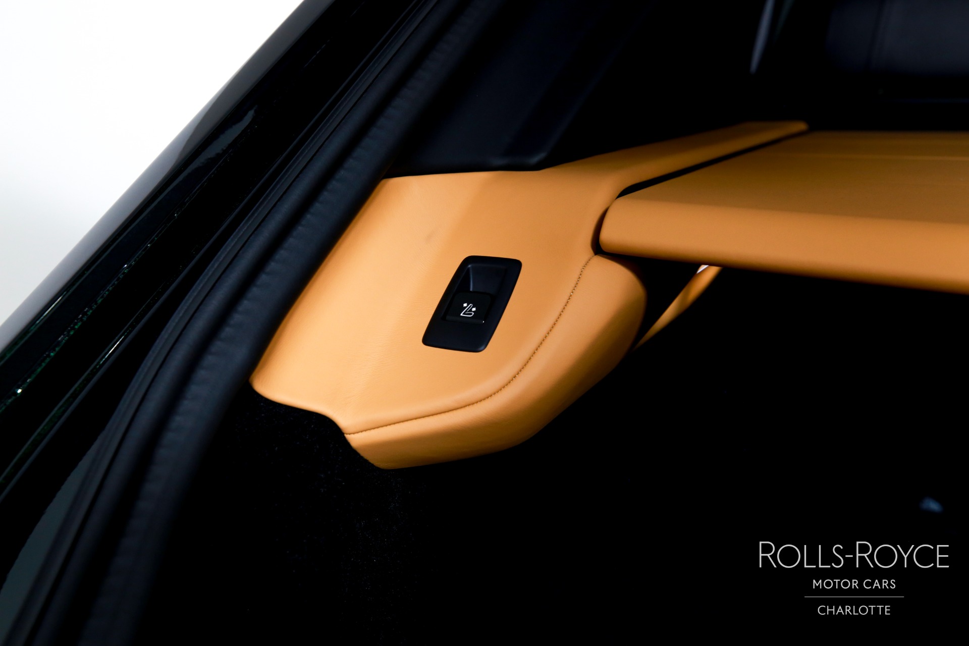 New 2027 Rolls-Royce Black Badge Cullinan  | Charlotte, NC