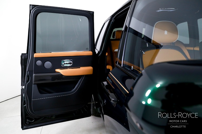 New-2027-Rolls-Royce-Black-Badge-Cullinan