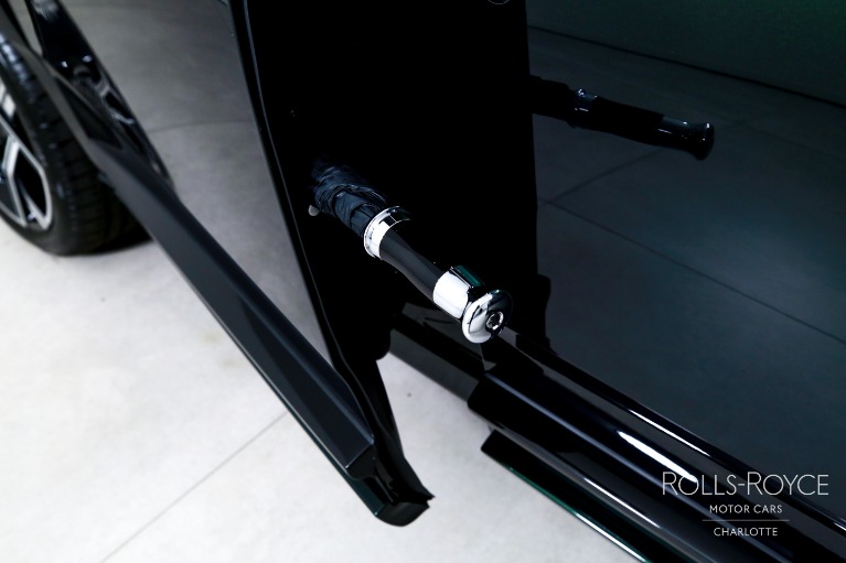 New-2027-Rolls-Royce-Black-Badge-Cullinan