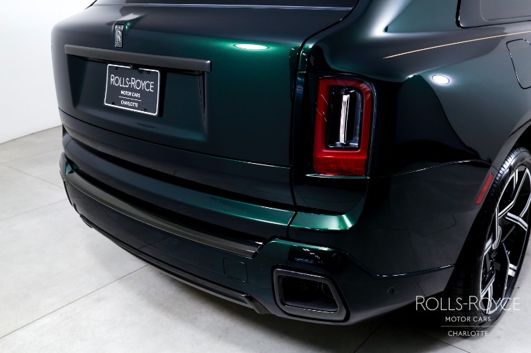 New-2027-Rolls-Royce-Black-Badge-Cullinan