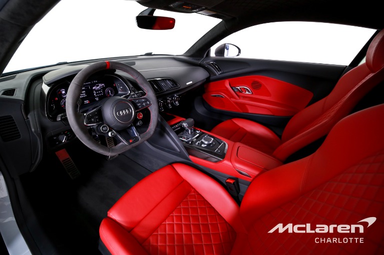 Used-2021-Audi-R8-52-quattro-V10-performance