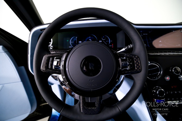 New-2027-Rolls-Royce-Black-Badge-Cullinan