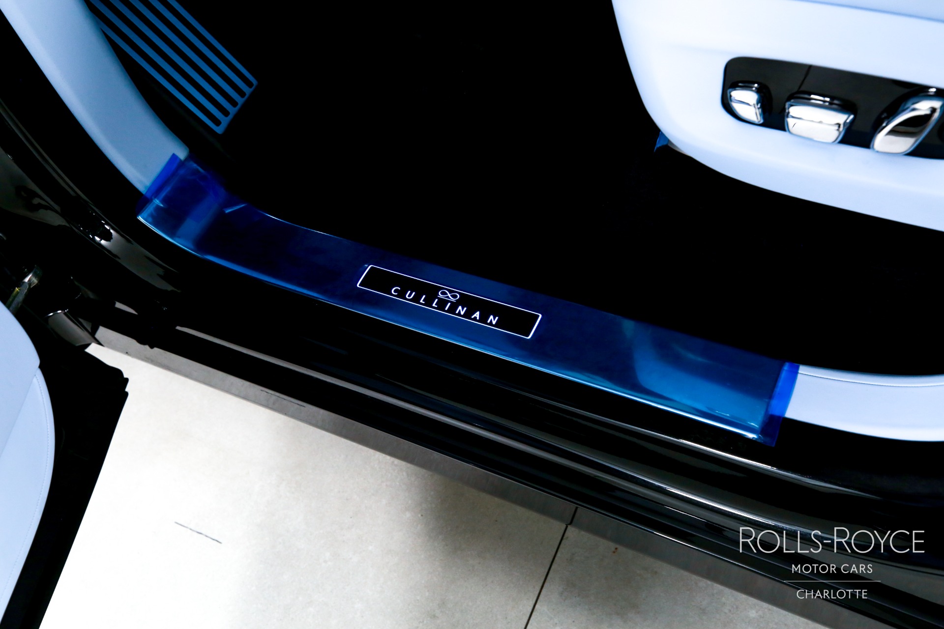 New 2027 Rolls-Royce Black Badge Cullinan  | Charlotte, NC