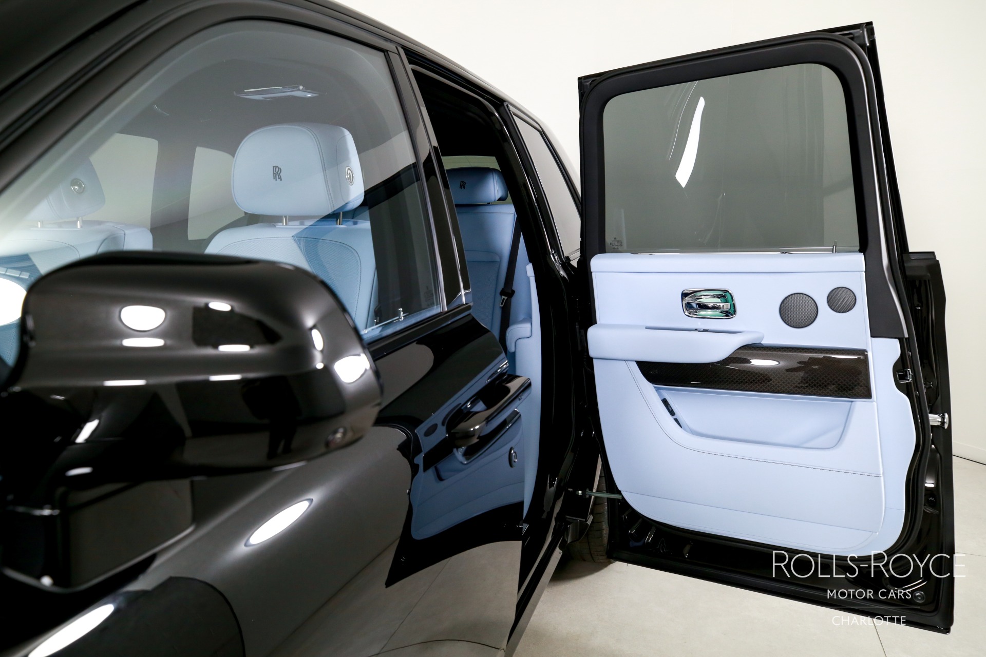 New 2027 Rolls-Royce Black Badge Cullinan  | Charlotte, NC