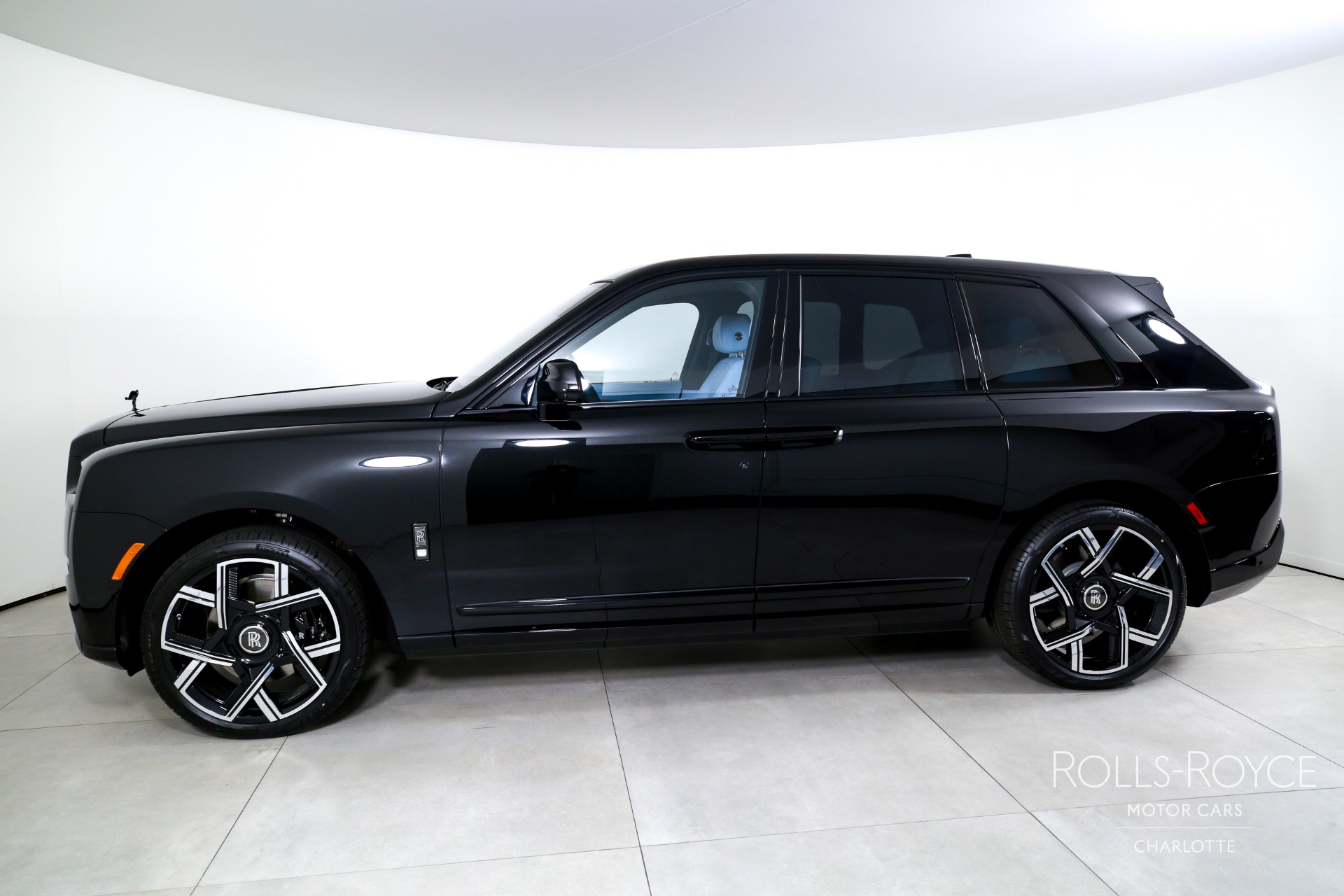 New 2027 Rolls-Royce Black Badge Cullinan  | Charlotte, NC