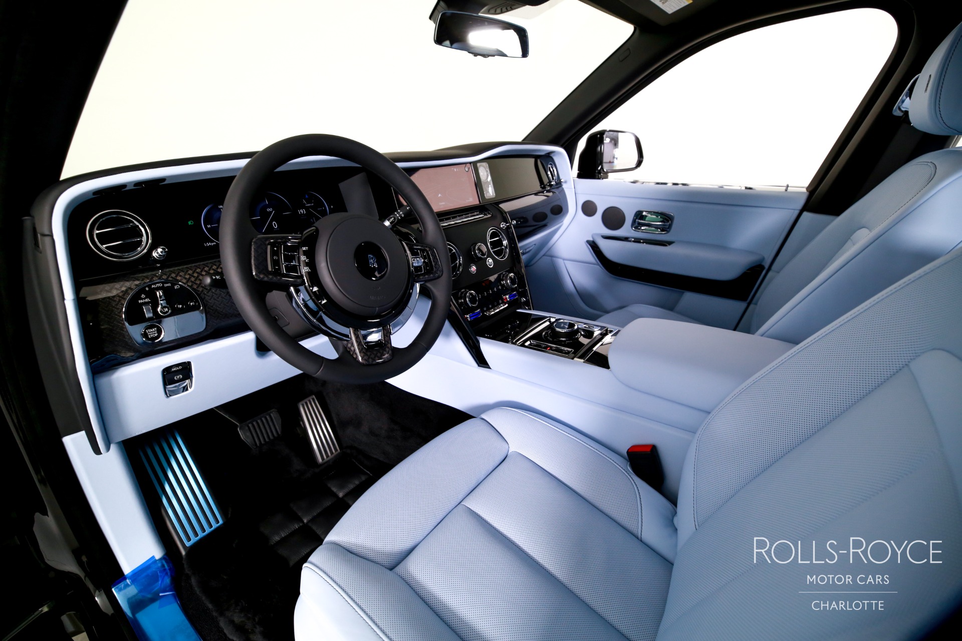 New 2027 Rolls-Royce Black Badge Cullinan  | Charlotte, NC