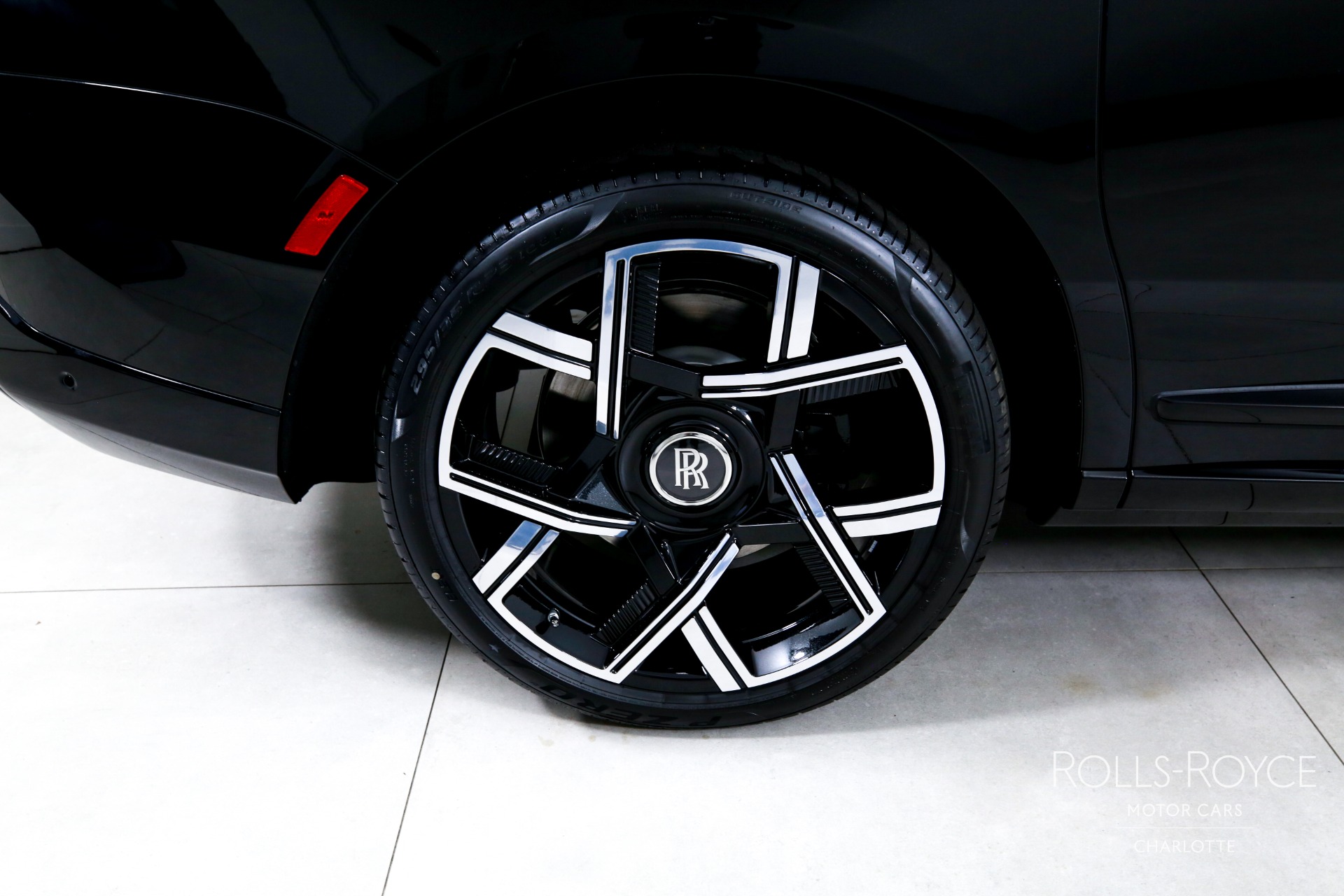 New 2027 Rolls-Royce Black Badge Cullinan  | Charlotte, NC