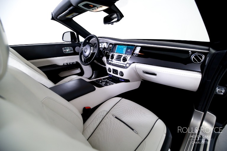Used-2017-Rolls-Royce-Dawn