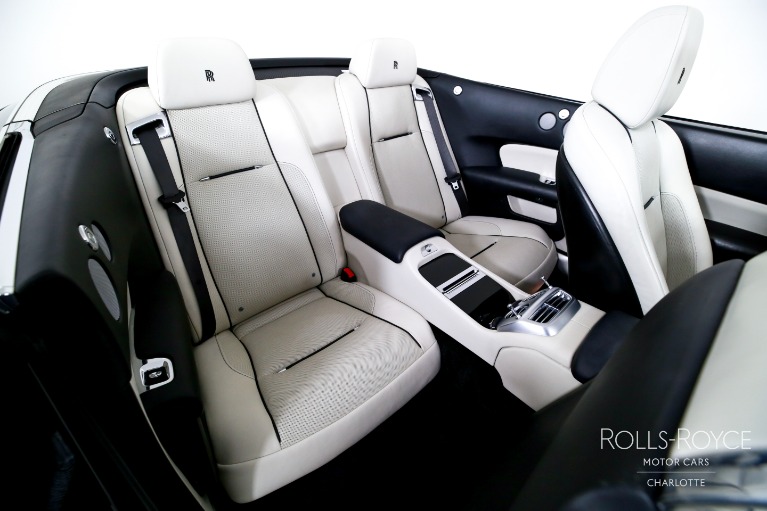 Used-2017-Rolls-Royce-Dawn