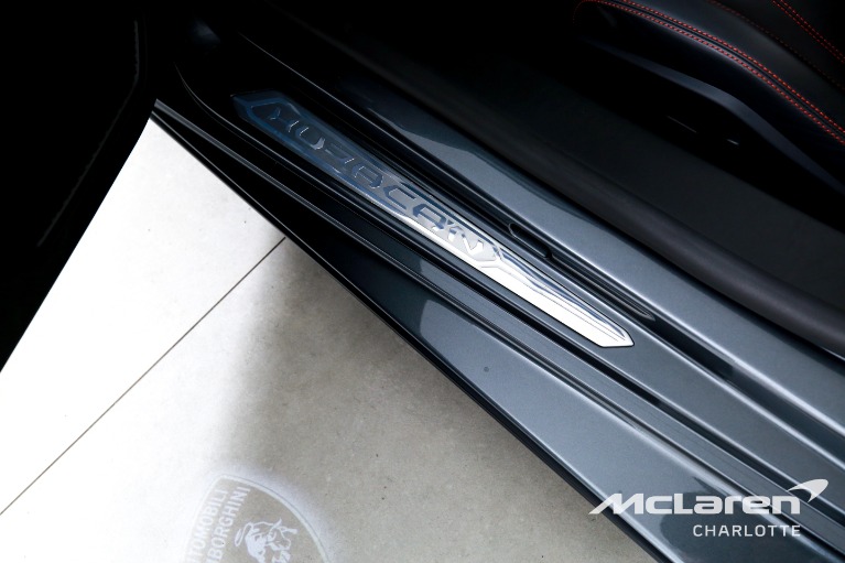 Used-2023-LAMBORGHINI-HURACAN-EVO