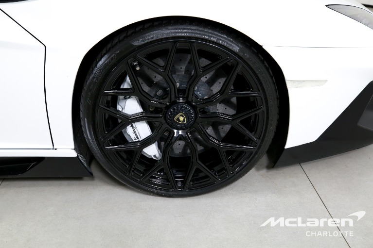 Used-2016-Lamborghini-Aventador-LP-750-4-SV