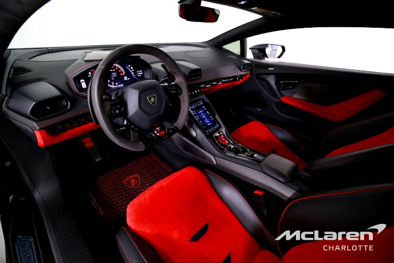 Used-2020-Lamborghini-Huracan-EVO